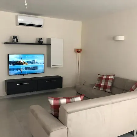 Apartmán 3, Mit Meerblick In Strandnaehe *